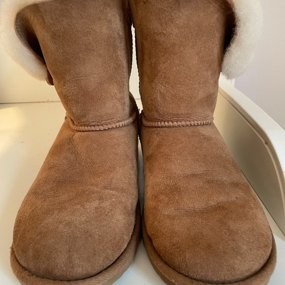 Ugg Size 5 Bailey Button Booties - image 3
